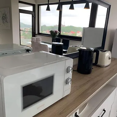 House Of Art 3* 브라쇼브